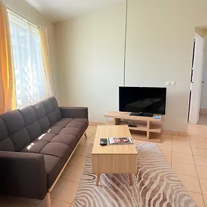 Hill Apartment